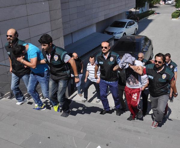 Eskişehir'de uyuşturucuya 6 gözaltı