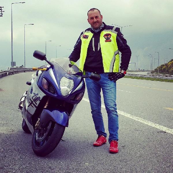 Kardeşi kazada, babası kardeşinin mezarı başında, kendisi de kazada can verdi