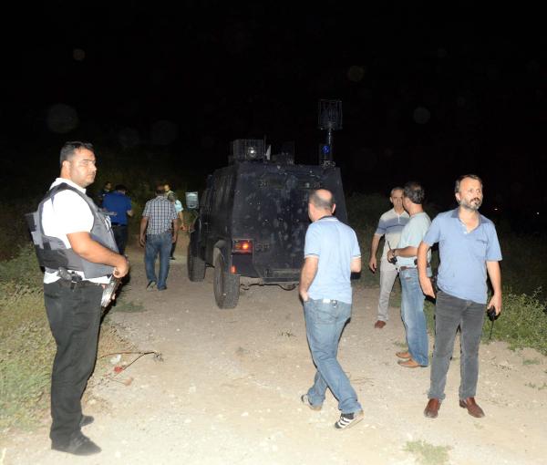 Mersin'de polis aracına ateş açıldı