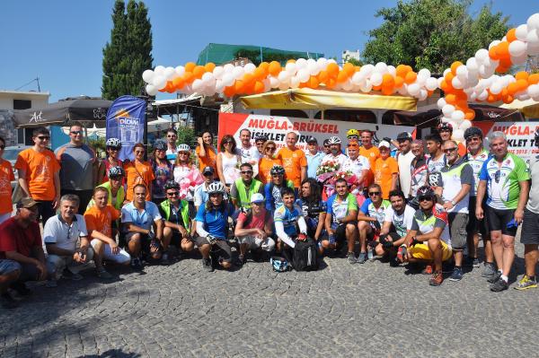Sınır ötesi bisiklet turunun yolcuları Didim'den geçti