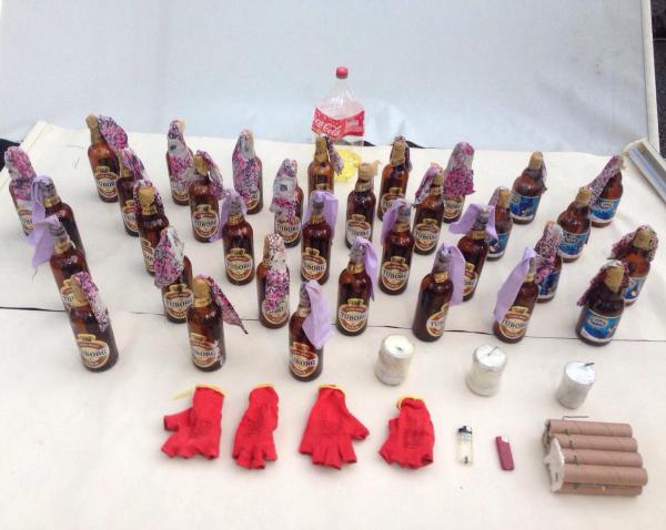 Diyarbakır'da molotof ve el yapımı bombalar ele geçirildi