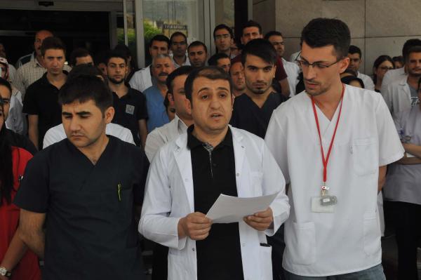 Bitlis'te sağlık personeline şiddet kınandı