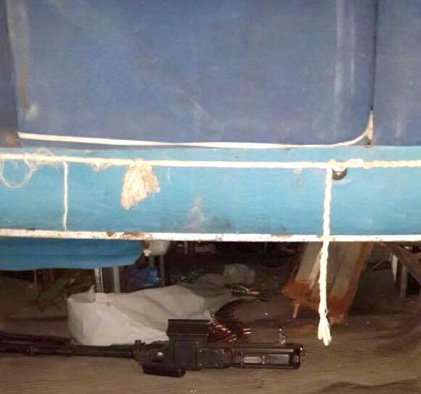 Mardin'de 'dur' ihtarına uymayıp kaza yapan minibüsten cephanelik çıktı