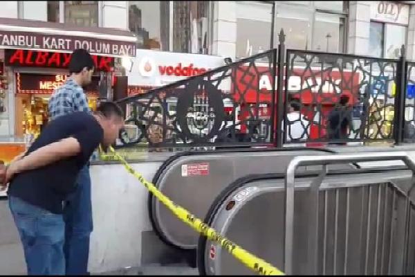 Taksim'de şüpheli paket alarmı (1)