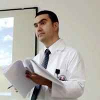 ÜNİVERSİTE HASTANESİ DOKTORU EVİNDE ÖLÜ BULUNDU