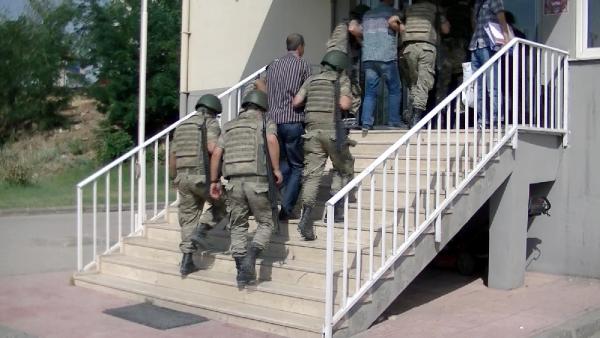 Diyarbakır'da karayolları olaylarına 6 gözaltı