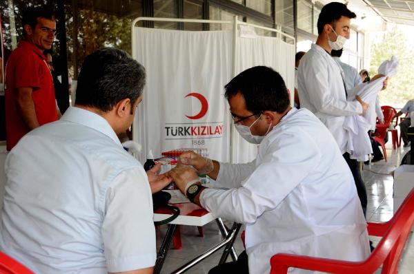 Kızılay, kan bağışında ramazan açığını kapatmaya çalışıyor