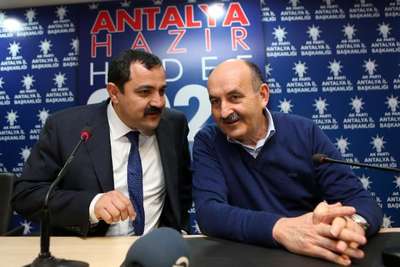 7 bin Sağlık Bakanlığı yöneticisi, her ay 10'ar eve gidecek (4)