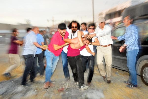 Van'da HDP'nin protesto yürüyüşüne polis müdahalesi