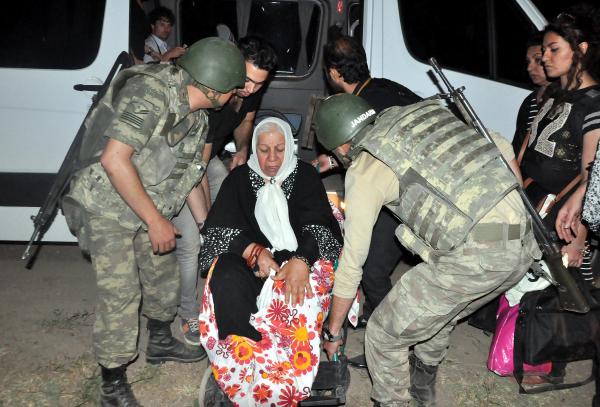 'Patlayıcı var' ihbarıyla durdurulan trenin yakınında mayın bulundu