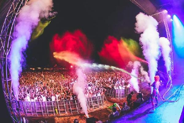 Dünyanın en renkli festivali ‘Life in Color’ın biletleri günler öncesinden tükendi