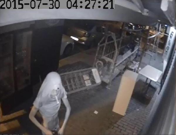 1.5 saat süren hırsızlık kamerada