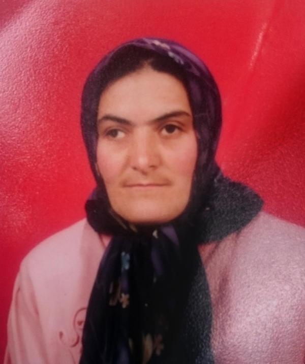 Komşusu ile kızını bıçaklayarak öldürdü