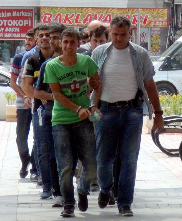 Mersin'de 17 YDG-H üyesi adliyeye sevk edildi
