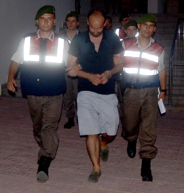 Yatta alacak kavgasında yardımcı kaptan öldü: 6 gözaltı (2)