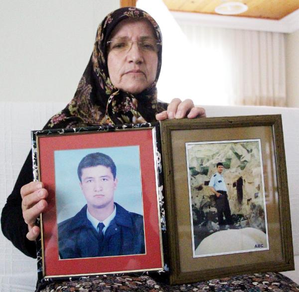 Şehit polisin annesi: Şehit haberleriyle evlat acısını yeniden yaşıyorum