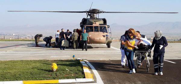 PKK, 2 ton bomba yüklü traktörle karakola saldırdı: 2 şehit, 24 yaralı (2) - yeniden