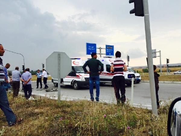 MHP'li eski milletveki kazada öldü, eşi  ağır yaralandı
