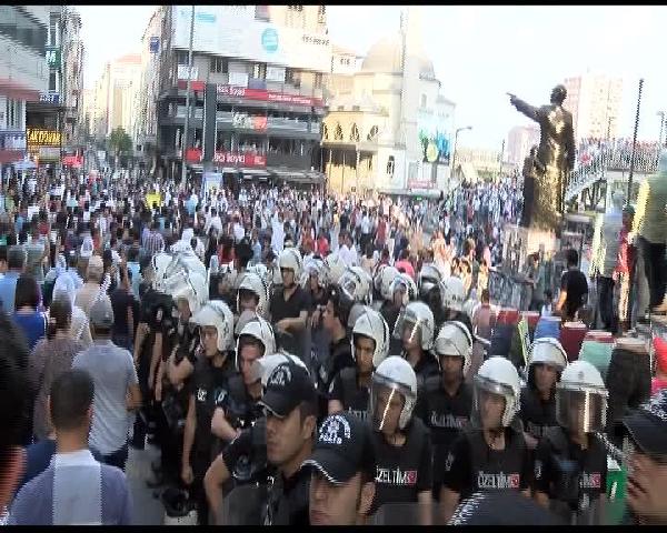 Şirinevler'de "Barış için ses çıkar" eylemi