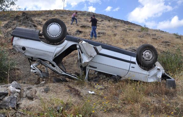 Cenaze dönüşü kaza: 2 ölü, 2 yaralı