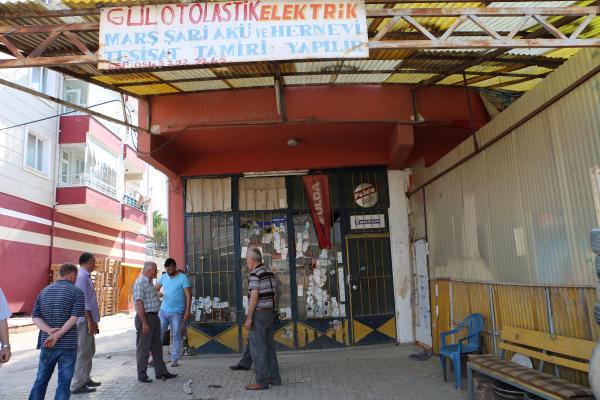 Tamir ettiği kamyon lastiğinin patlamasıyla öldü
