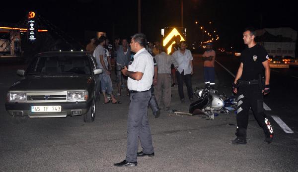 Otomobil motosikletle çarpıştı: 2 yaralı