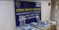 EDİRNE’DE 200 BİN ECSTACY HAP ELE GEÇİRİLDİ