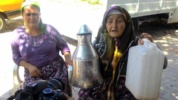 Karaburçlular, su sorununa çözüm istedi