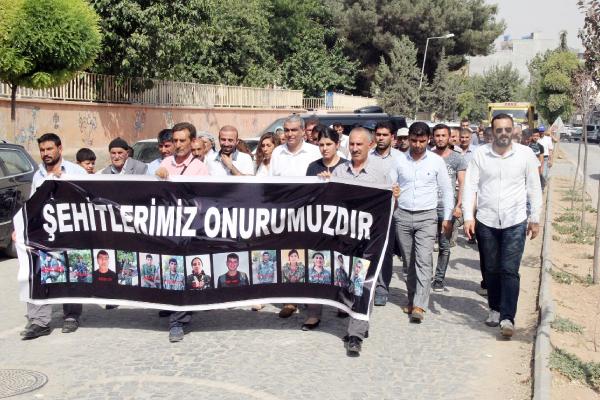 Suruç'ta cenaze protestosu