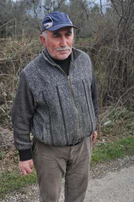 TIR'a çarpan, kamyonun altına giren otomobilin sürücüsü öldü