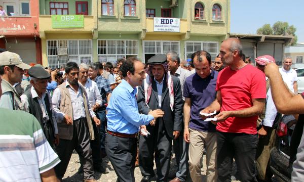 Baydemir,13 YPG'linin cenazelerinin Türkiye'ye geçişine izin verilmesini istedi
