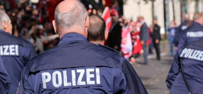 Alman polisinden düğün sahiplerine konvoy uyarısı