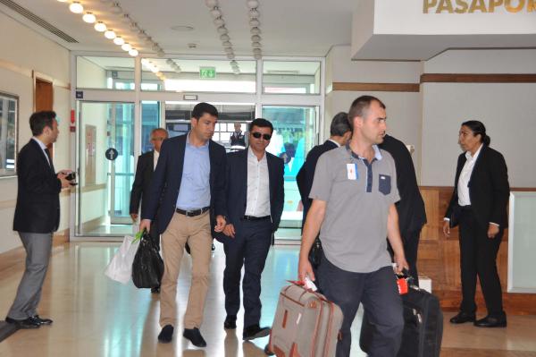 Selahattin Demirtaş programlarını iptal edip Brüksel'e gitti
