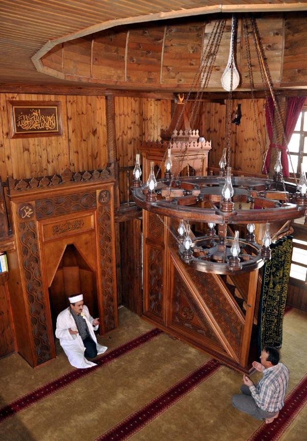 Ladik’te kurulan 300 yıllık ahşap köye Büyükşehir Belediyesi talip oldu