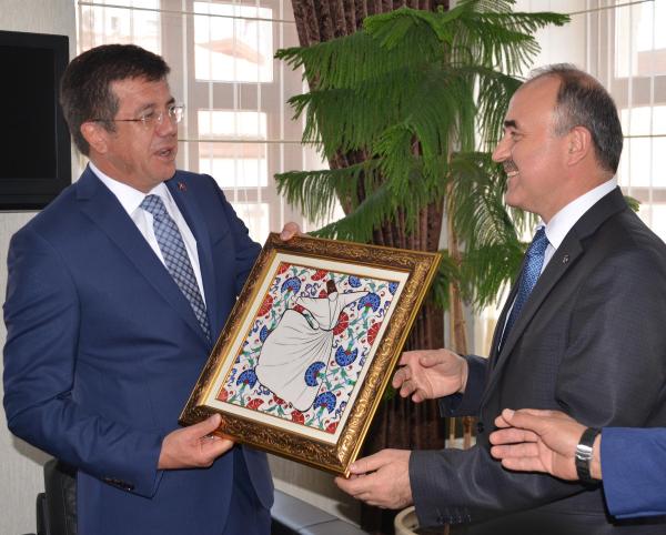 Bakan Zeybekci: Milletin canını yakanların da canı yanacak