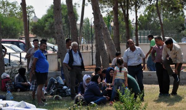 Didim'de kaçakları taşıyan lastik bot battı: 2 ölü (2)- yeniden