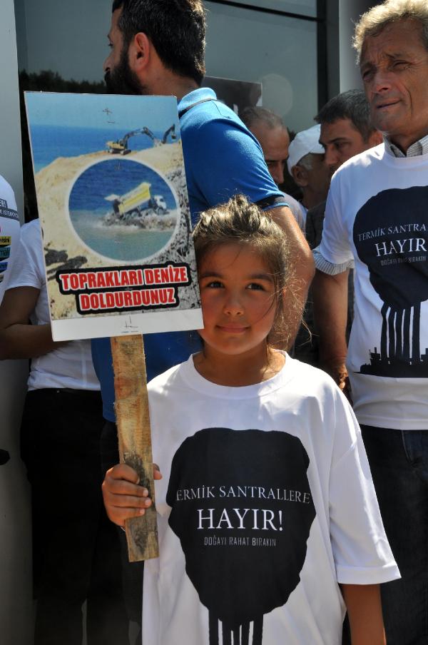 Termik santrale karşı çıkan halk ÇED toplantısını yaptırmadı