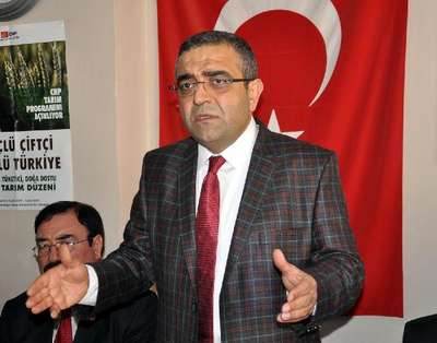 CHP'li Tanrıkulu: Onlar batsın ama Türkiye'yi batırmasınlar