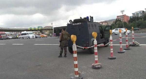 Çamlıca gişelerinde kapalı kasa araç alarmı(1)