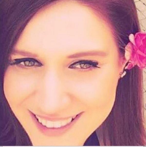 Ayşe, doğum gününde canına kıymış