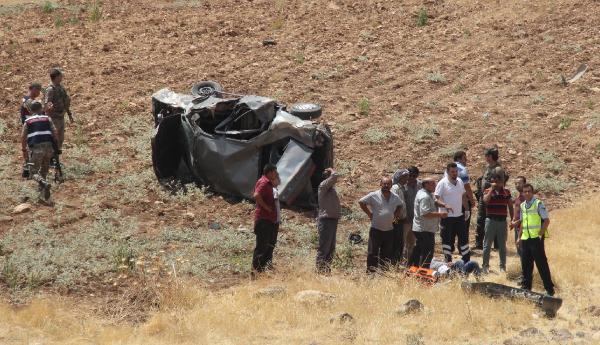Şanlıurfa'da otomobil devrildi: 5 yaralı
