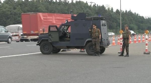 Istanbul police on alert after car bomb notice