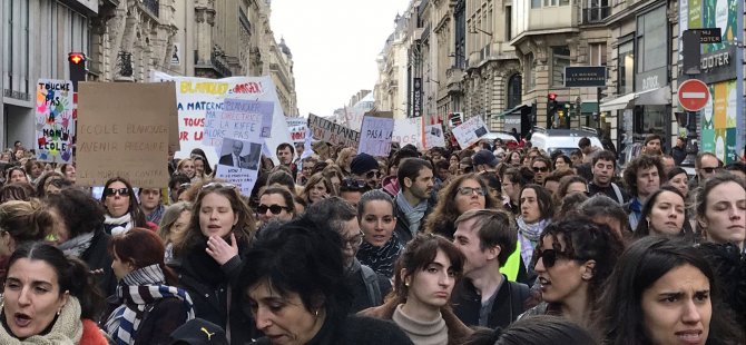 Paris'te grev var: 230 okul kapatıldı