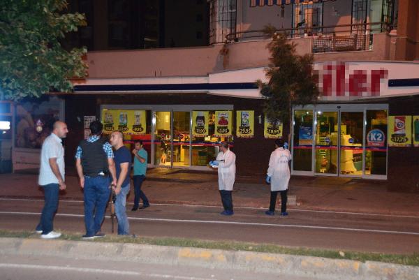 Adana'da market zincirin 2 ayrı şubesinde eş zamanlı patlama
