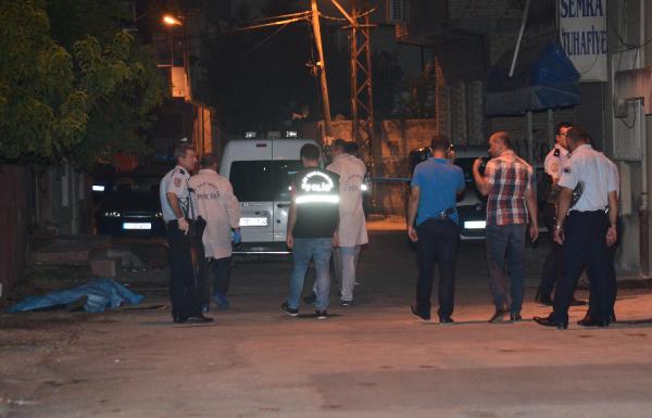 Bar çıkışı silahlı çatışma:1 ölü, 1 yaralı