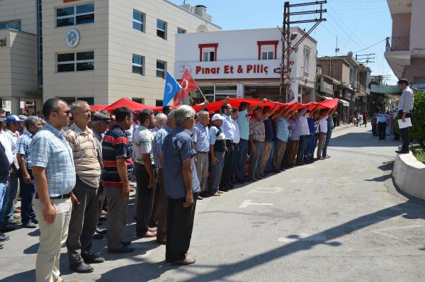 Mersin'de terör protesto edildi