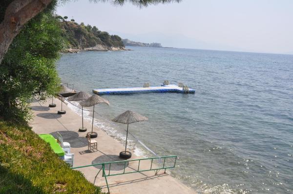 Kuşadası'nda bir plaj dışında diğerleri güvenli