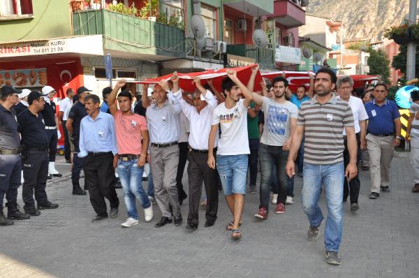 26 günlük şehit polis, memleketine uğurlandı (3)