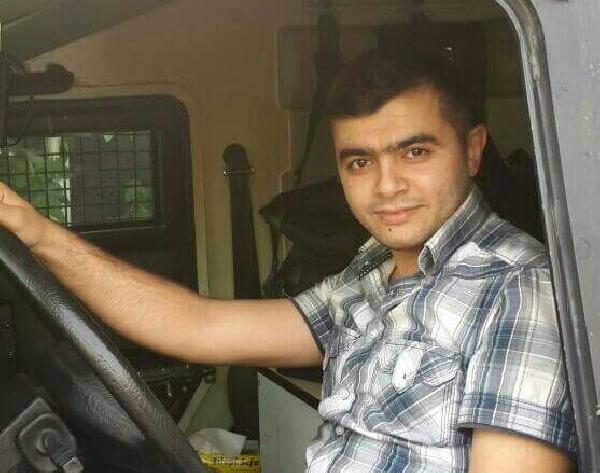 Şehit polisin baba ocağına ateş düştü