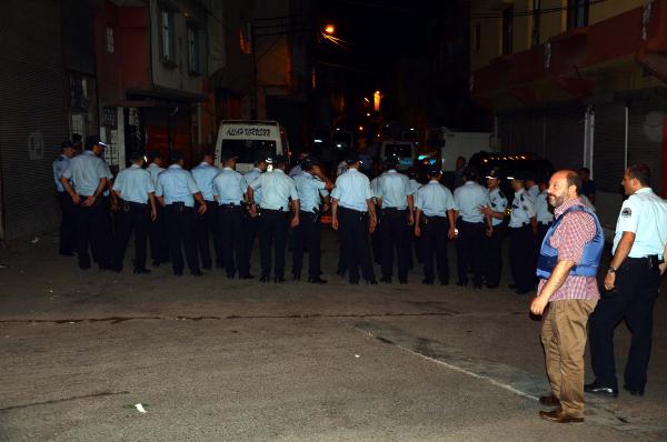 Komşu ailelerin kavgasına biber gazlı müdahale: 6 yaralı, 8 gözaltı